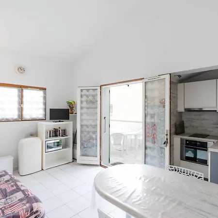 Chaleureuse A - 6 Pers, Pres De La Plage, Garage, Cuisine Equipee, Confort Moderne - Fr-1-409a-17 Villa *