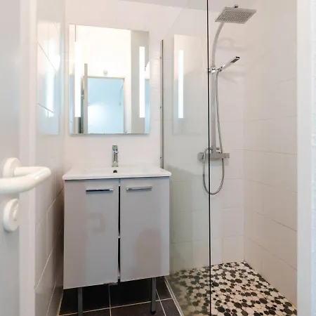 Chaleureuse à - 6 Pers, Près De La Plage, Garage, Cuisine équipée, Confort Moderne - Fr-1-409a-17